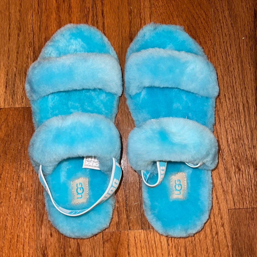 UGGS blue candy slipper/slides US 6.5/7